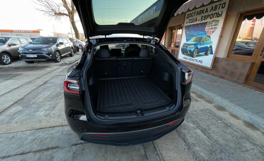 Tesla Model Y Dual Motor