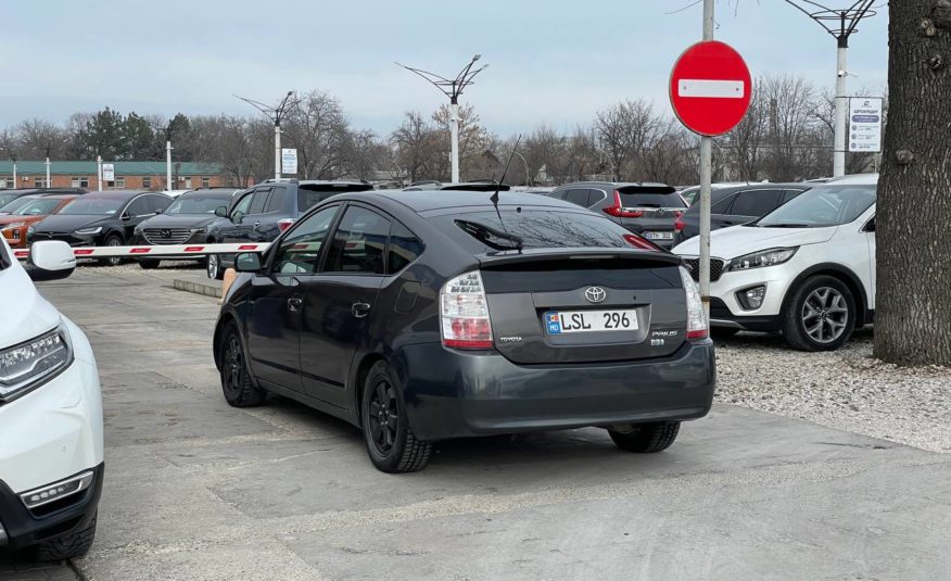 Toyota Prius 20 Hybrid