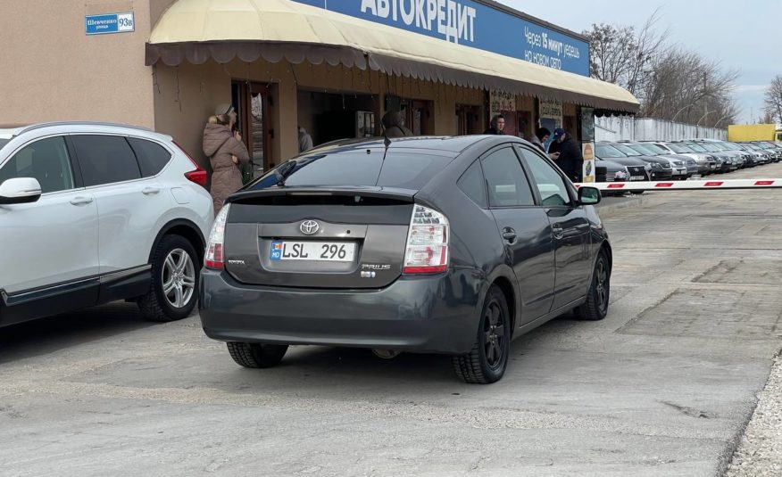 Toyota Prius 20 Hybrid