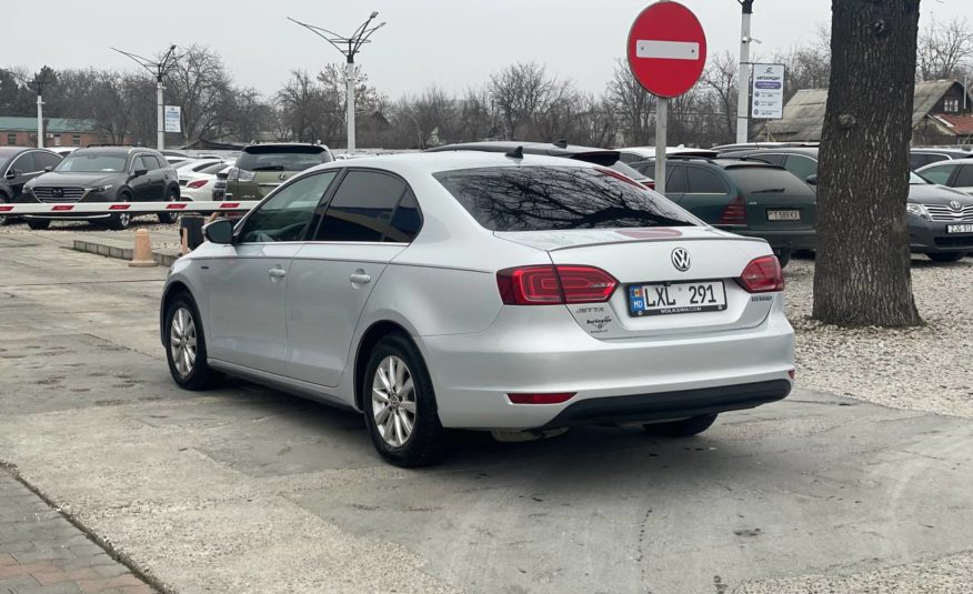 Volkswagen Jetta Hybrid