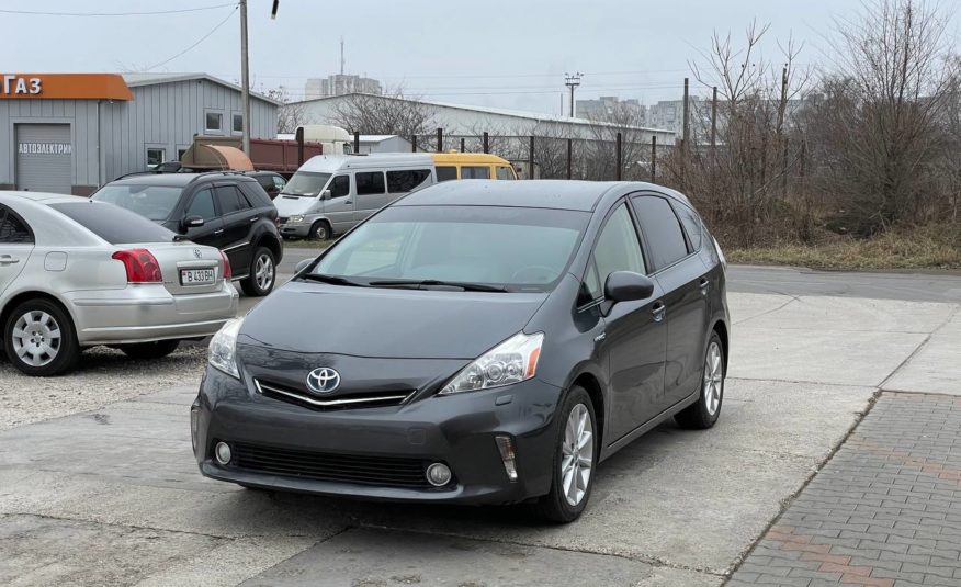 Toyota Prius V Hybrid