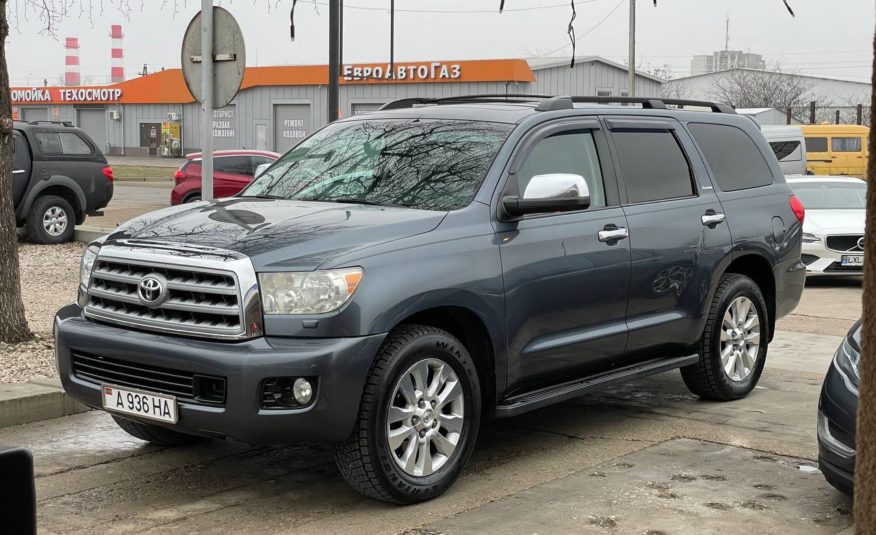 Toyota Sequoia