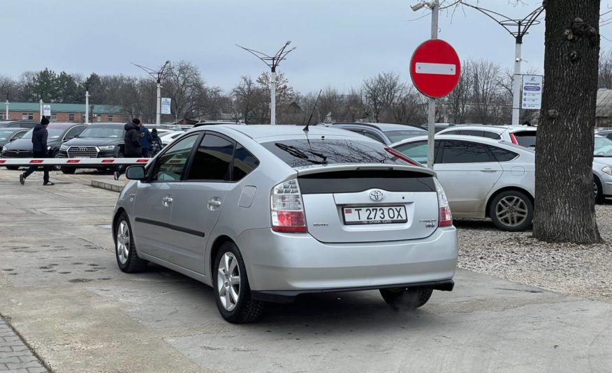 Toyota Prius 20 Hybrid