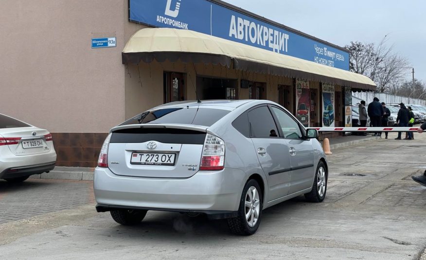 Toyota Prius 20 Hybrid