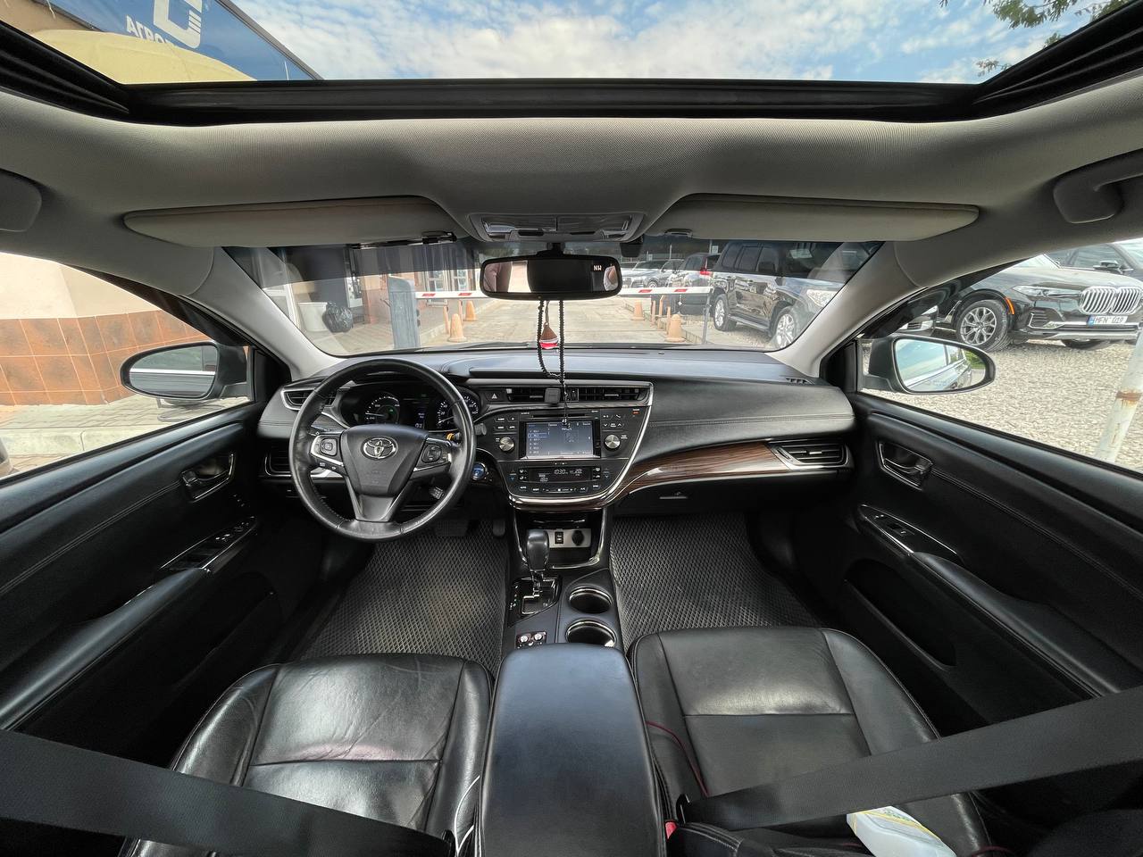 Toyota Avalon Hybrid