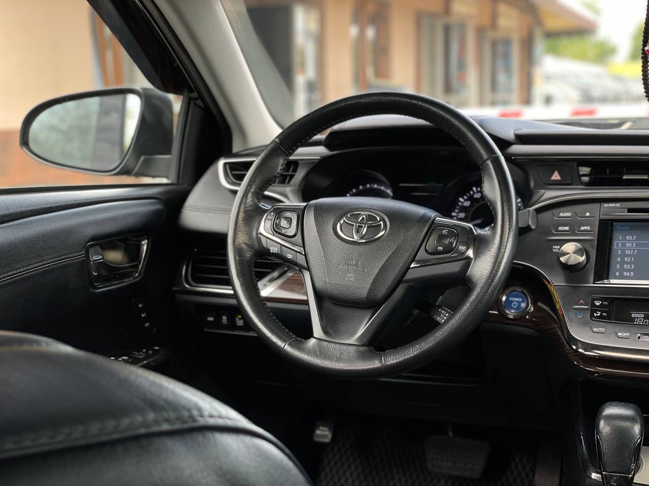 Toyota Avalon Hybrid