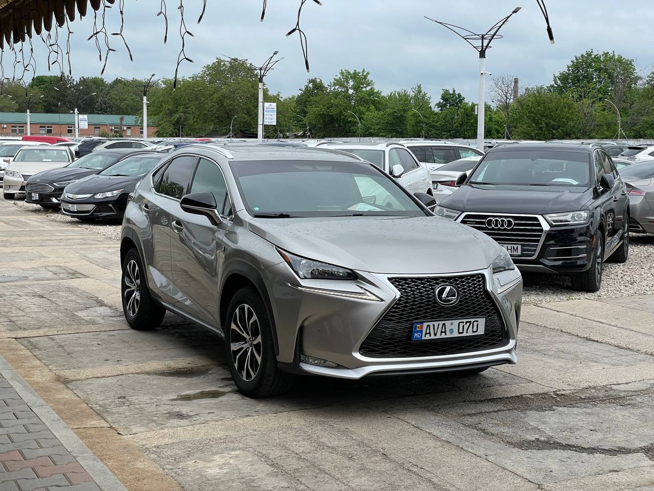 Lexus NX200t