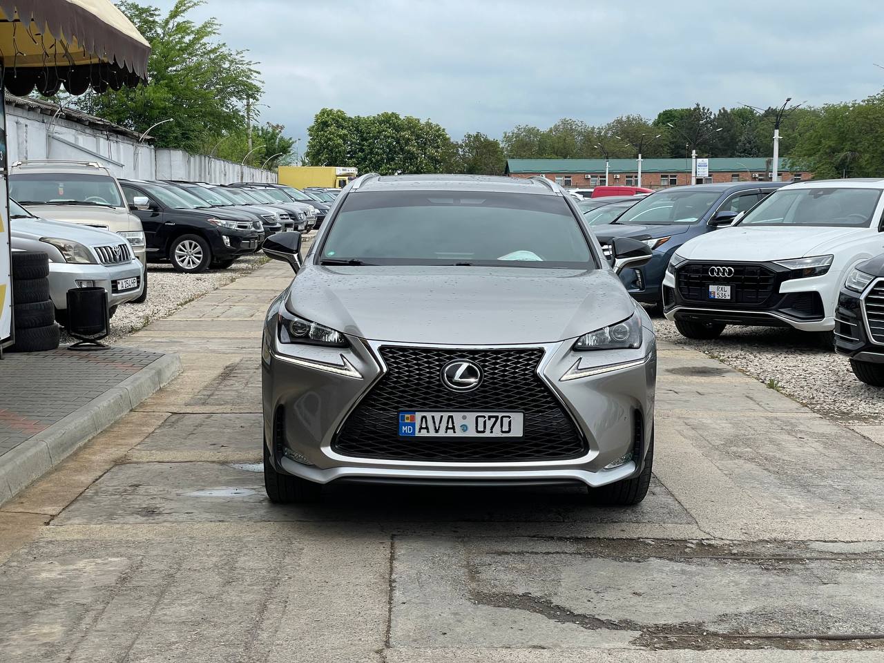 Lexus NX200t