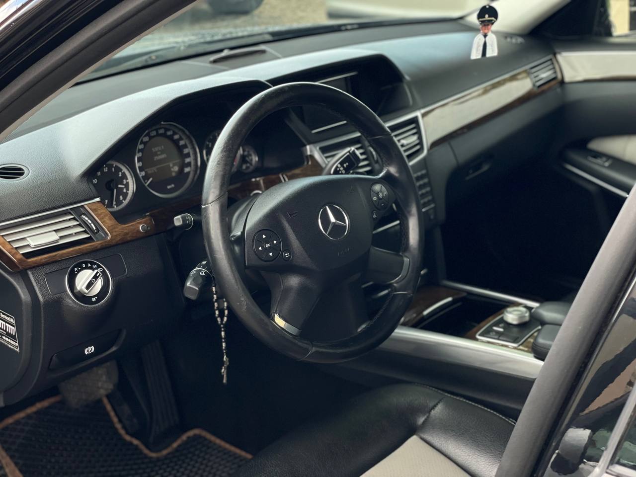 Mercedes Benz W212 E350