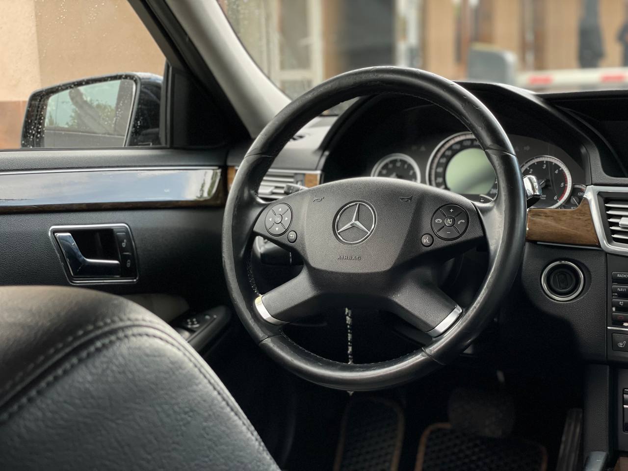 Mercedes Benz W212 E350