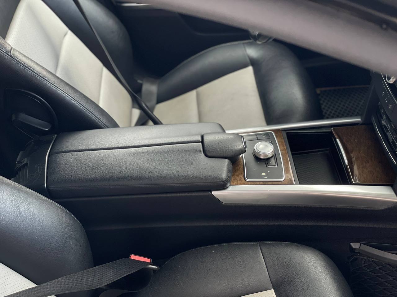 Mercedes Benz W212 E350