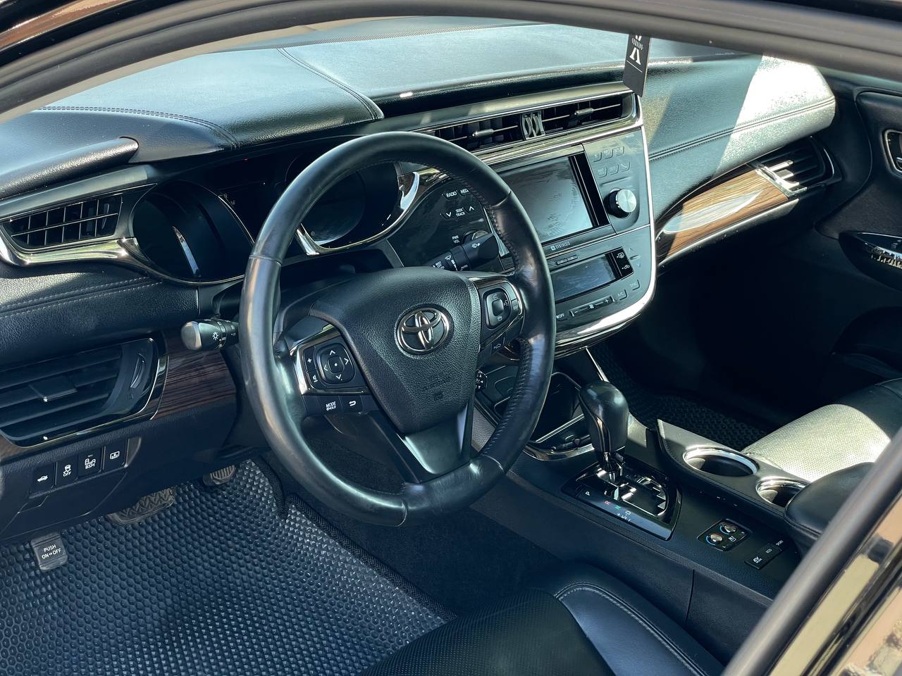 Toyota Avalon Hybrid