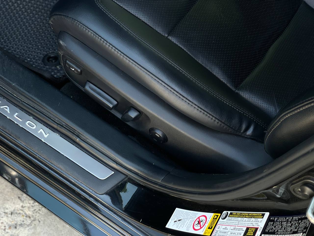 Toyota Avalon Hybrid