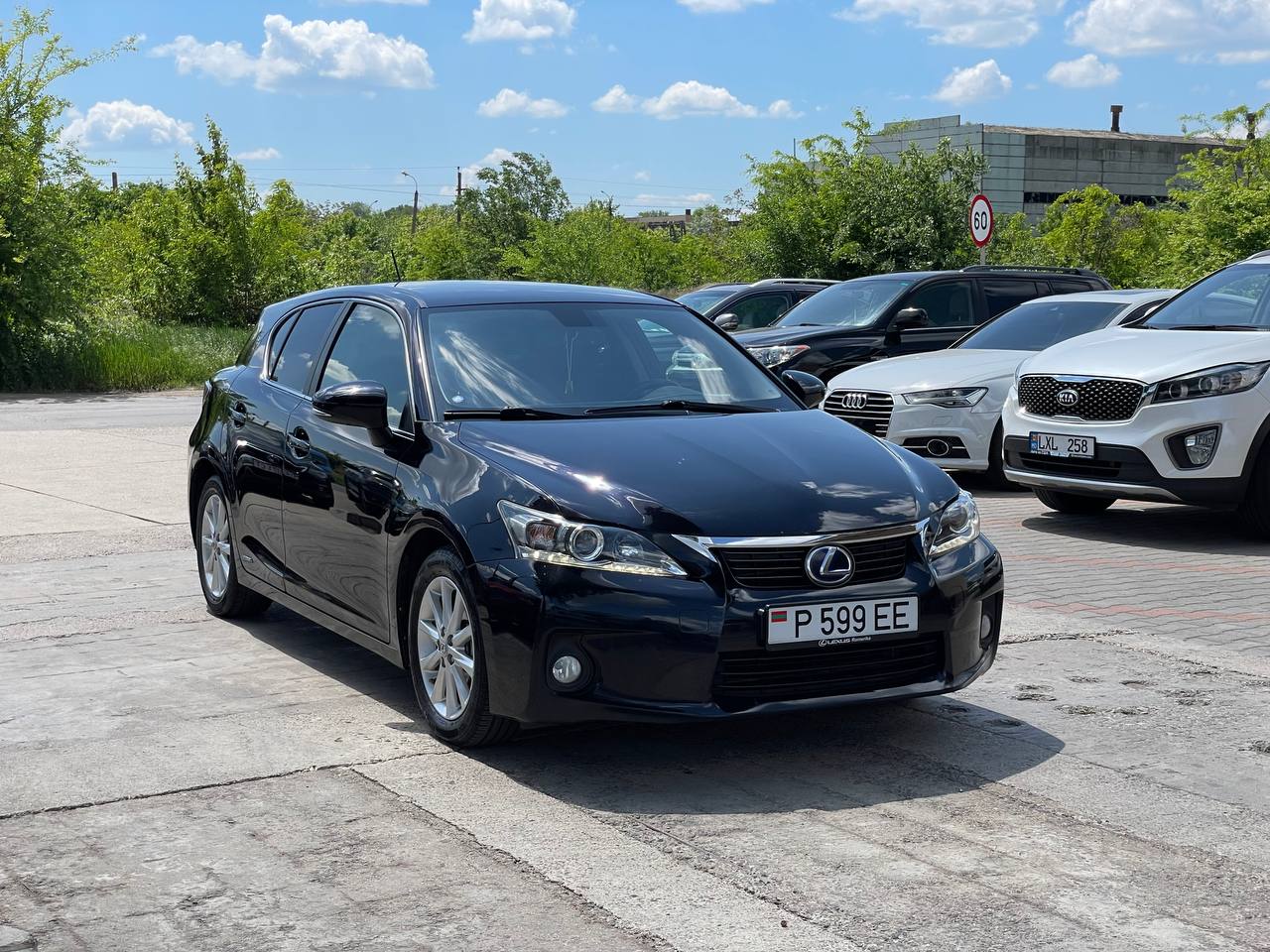 Lexus CT200h