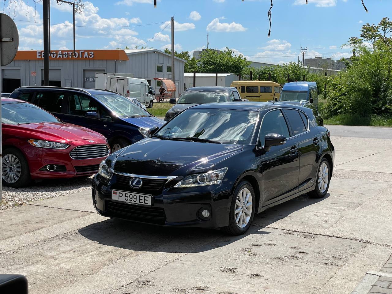 Lexus CT200h