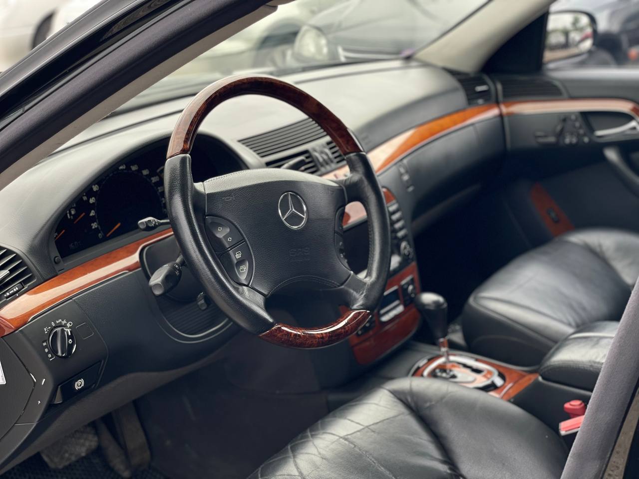 Mercedes Benz S430 W220