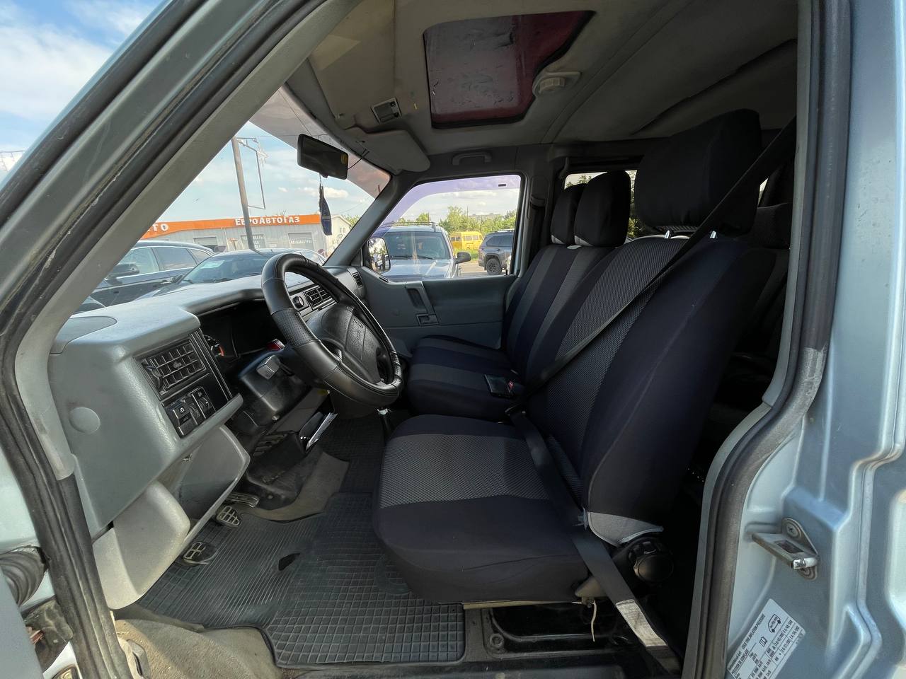 Volkswagen Caravelle