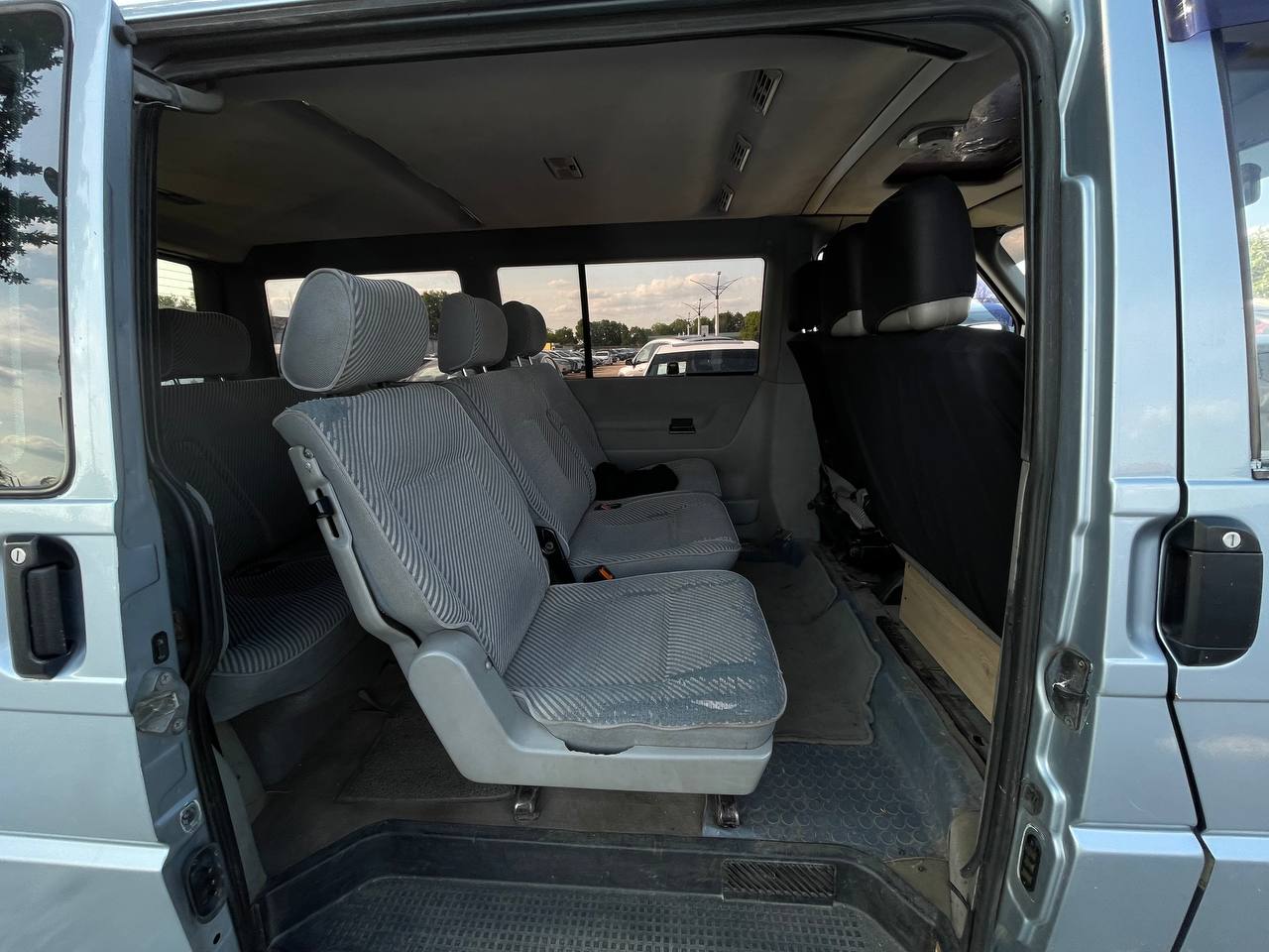 Volkswagen Caravelle