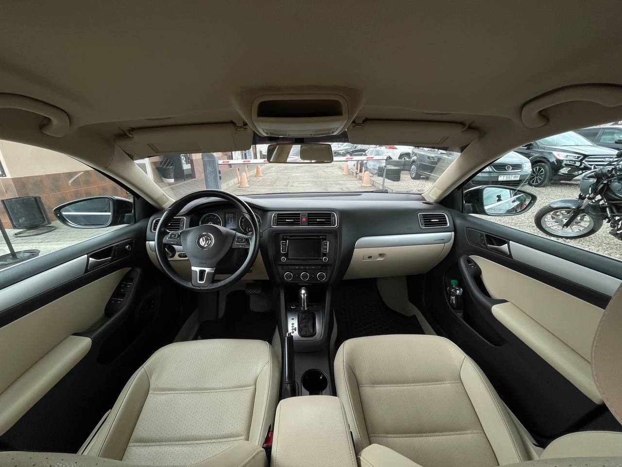 Volkswagen Jetta Hybrid