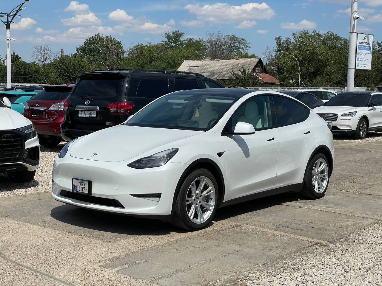 Tesla Model Y