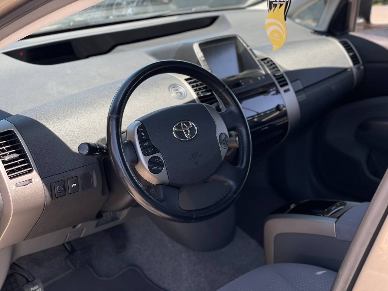 Toyota Prius 20 Hybrid