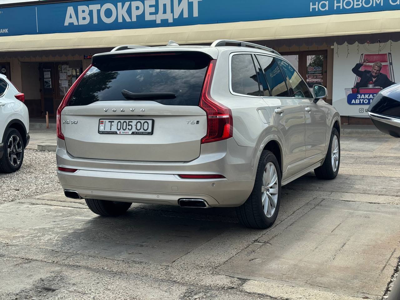 Volvo XC90