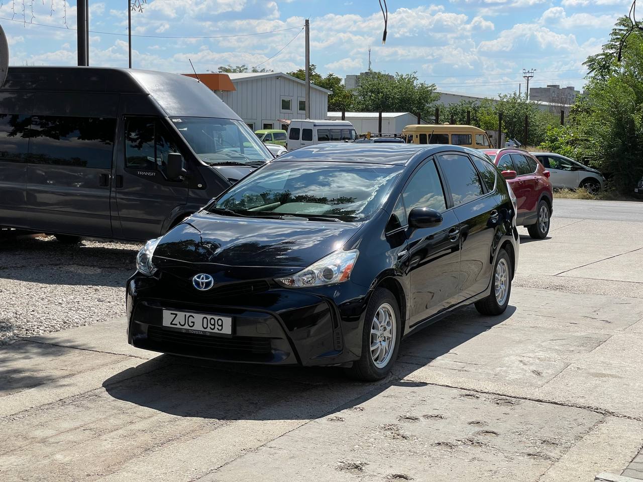 Toyota Prius V Hybrid