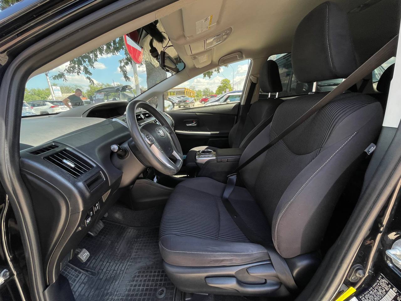 Toyota Prius V Hybrid