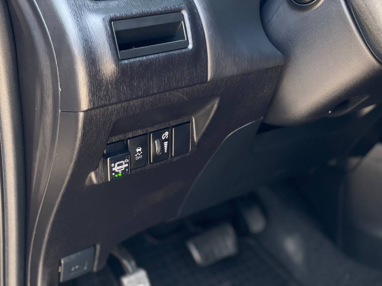 Toyota Prius V Hybrid