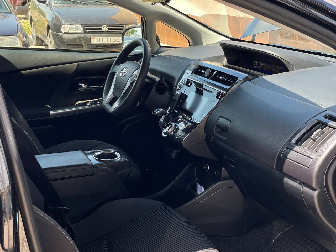 Toyota Prius V Hybrid