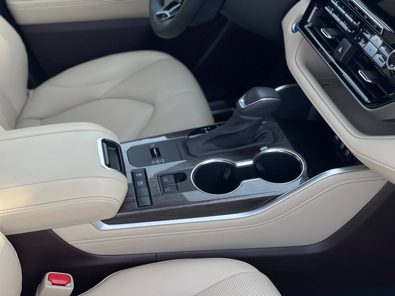 Toyota Highlander Hybrid