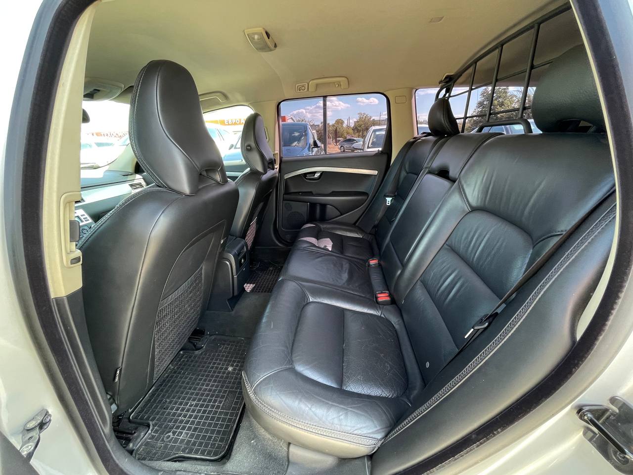 Volvo XC70 Cross Country