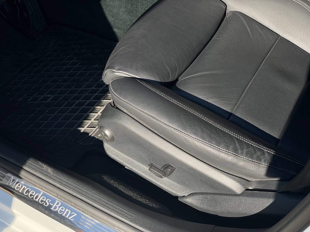 Mercedes Benz W213 E220d