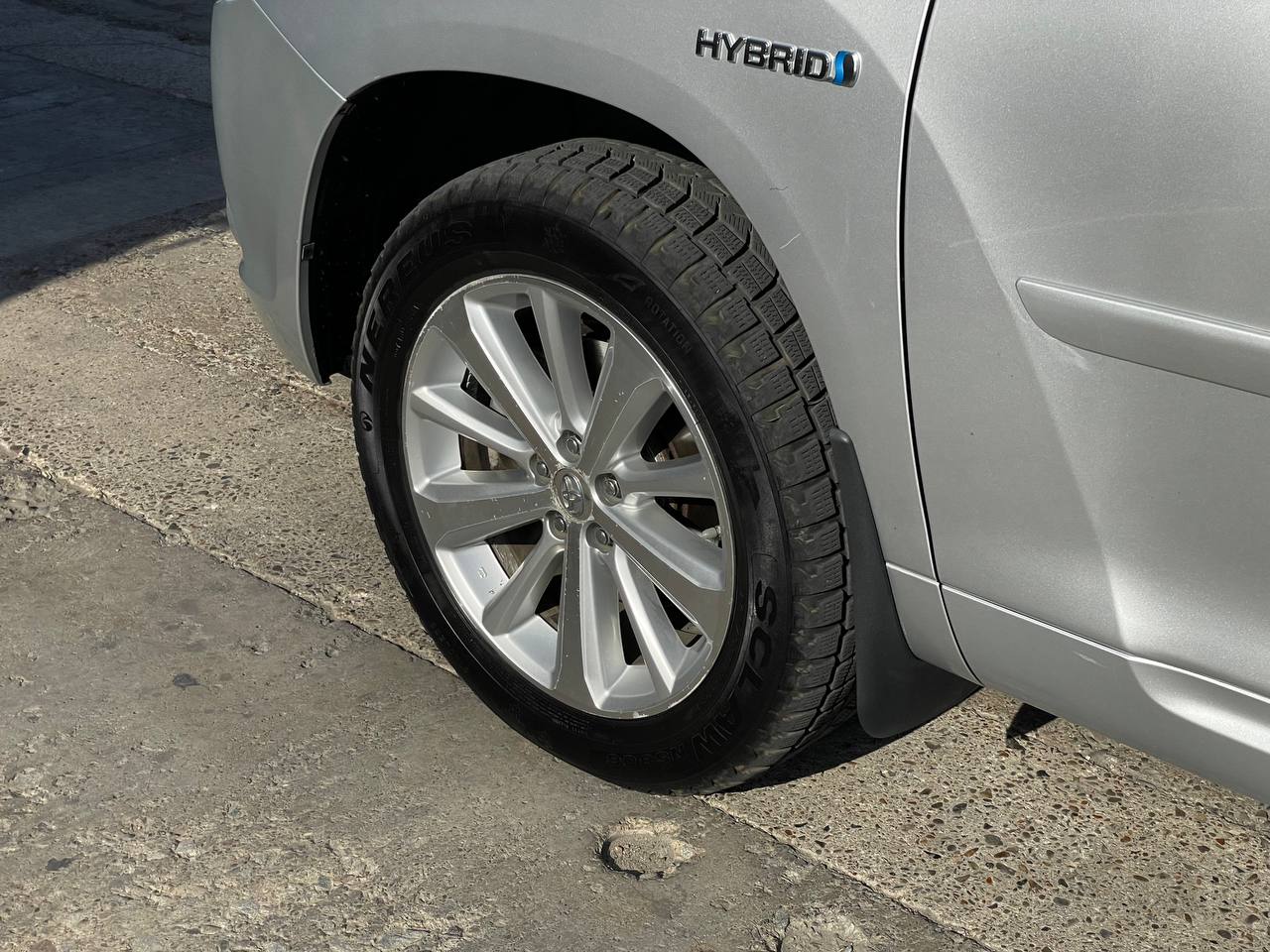 Toyota Highlander Hybrid