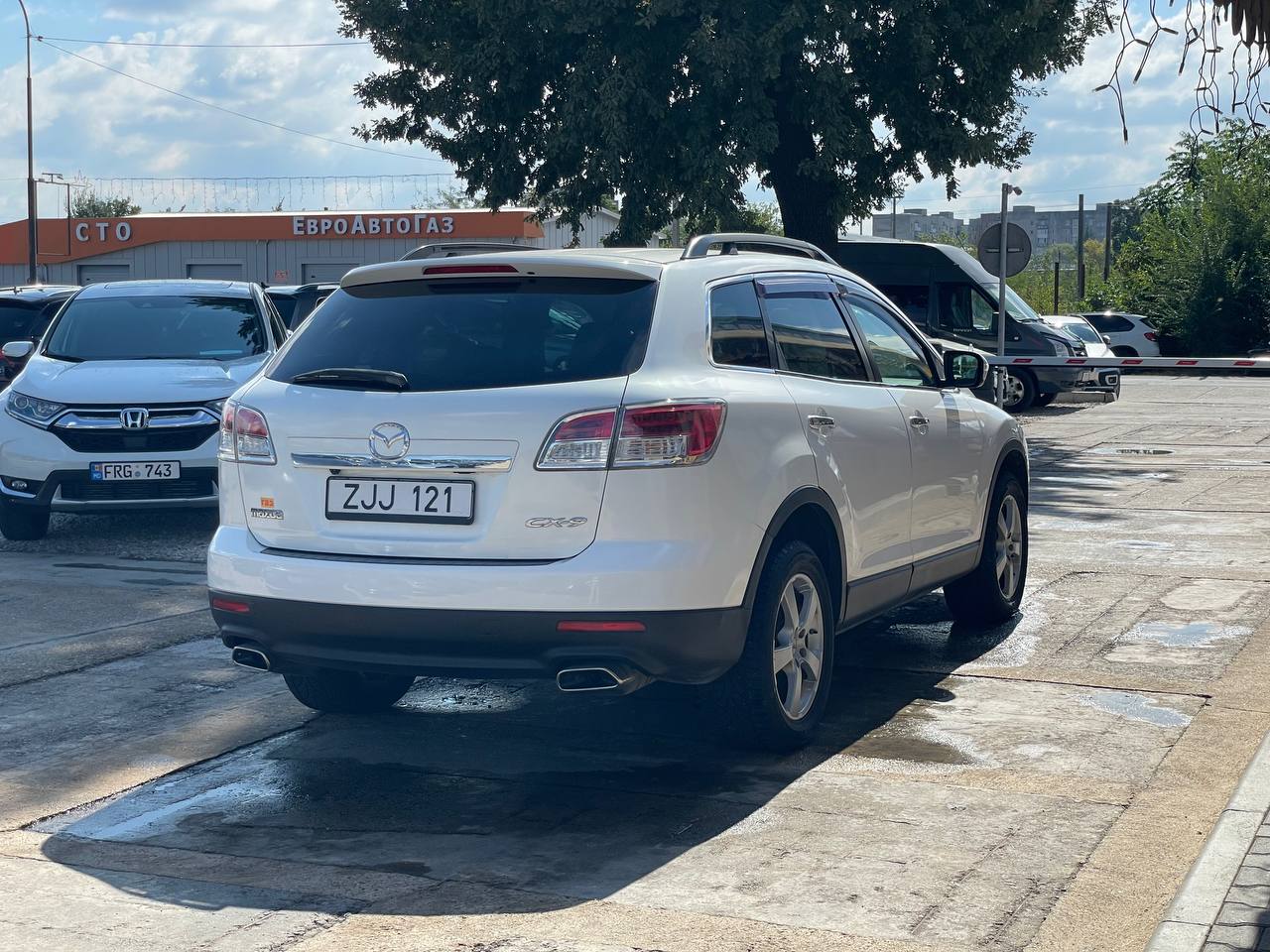 Mazda CX-9
