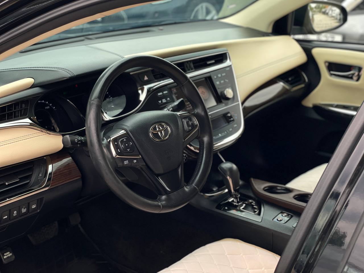 Toyota Avalon Hybrid