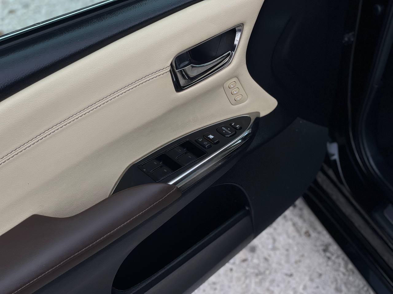 Toyota Avalon Hybrid