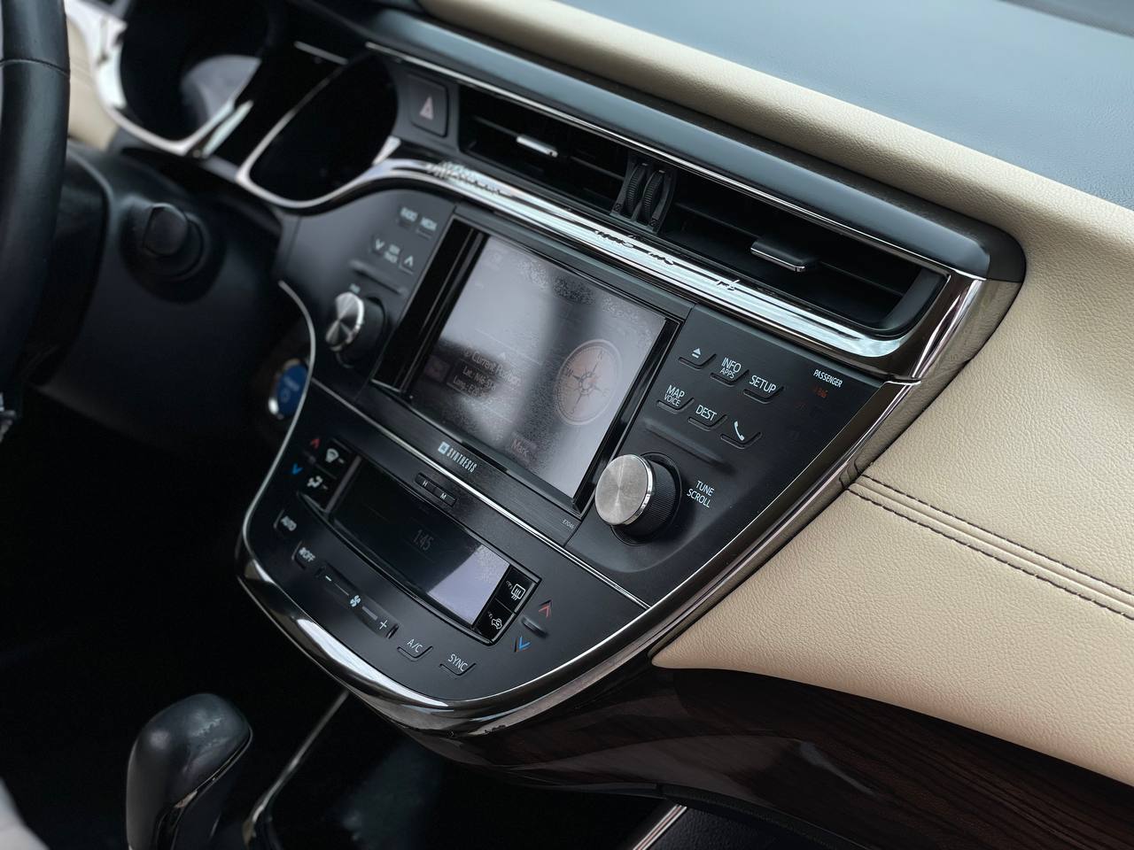 Toyota Avalon Hybrid