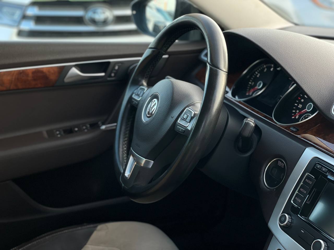 Volkswagen Passat b7