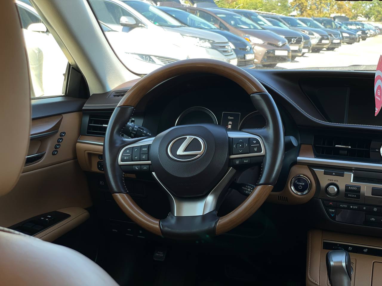 Lexus ES300h