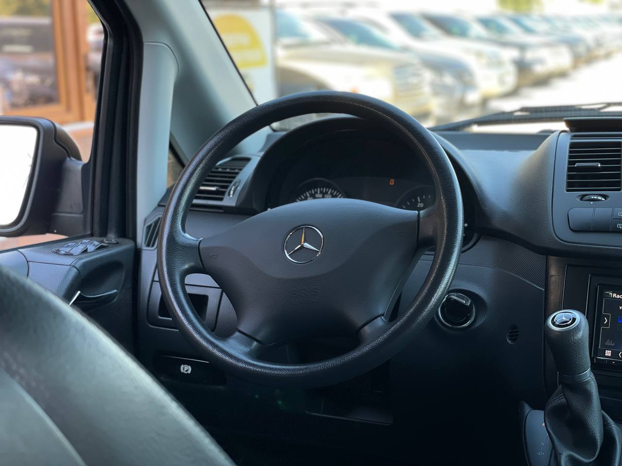Mercedes Benz Vito