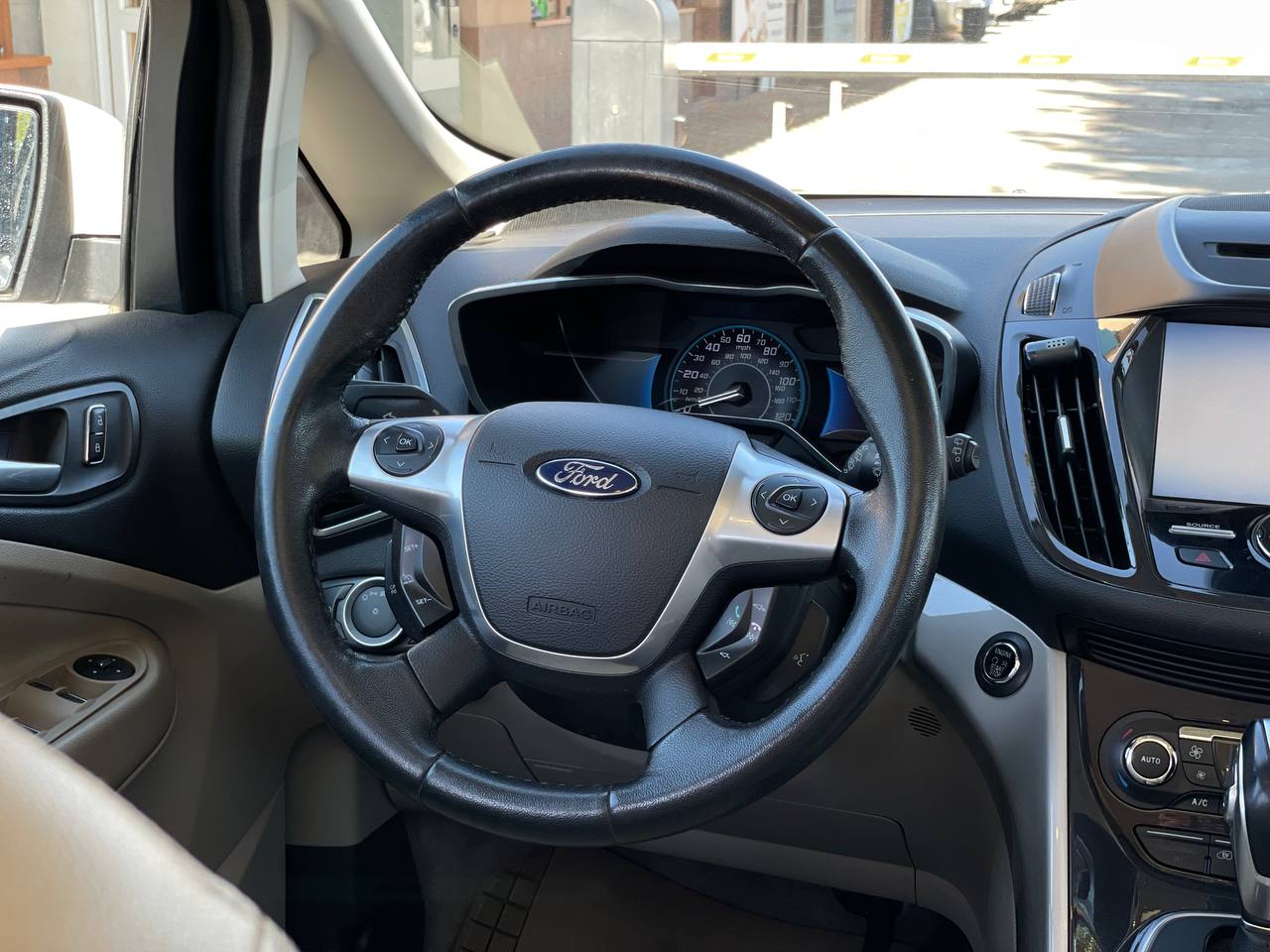 Ford C-Max Plug-In-Hybrid