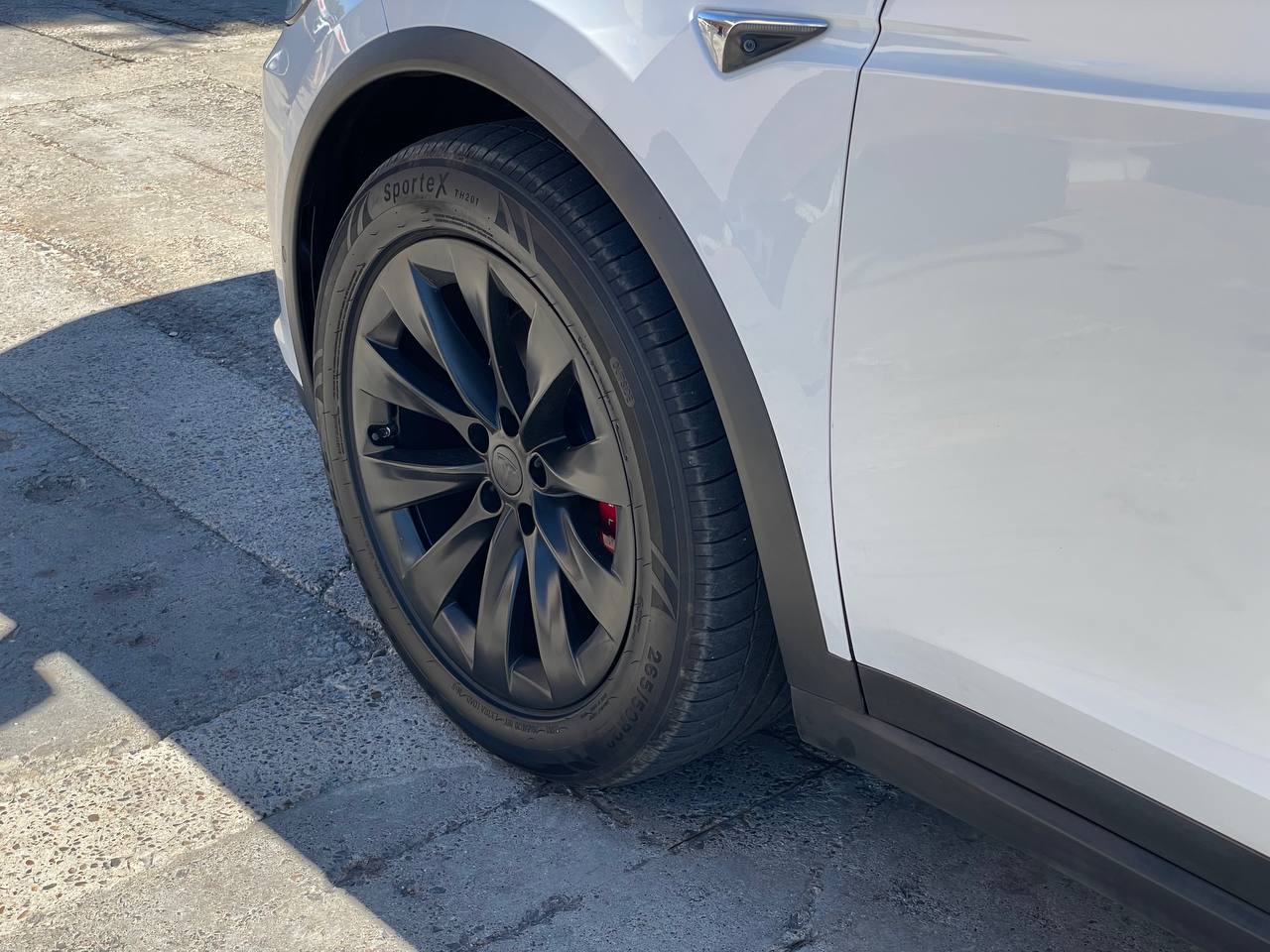 Tesla Model X P100D