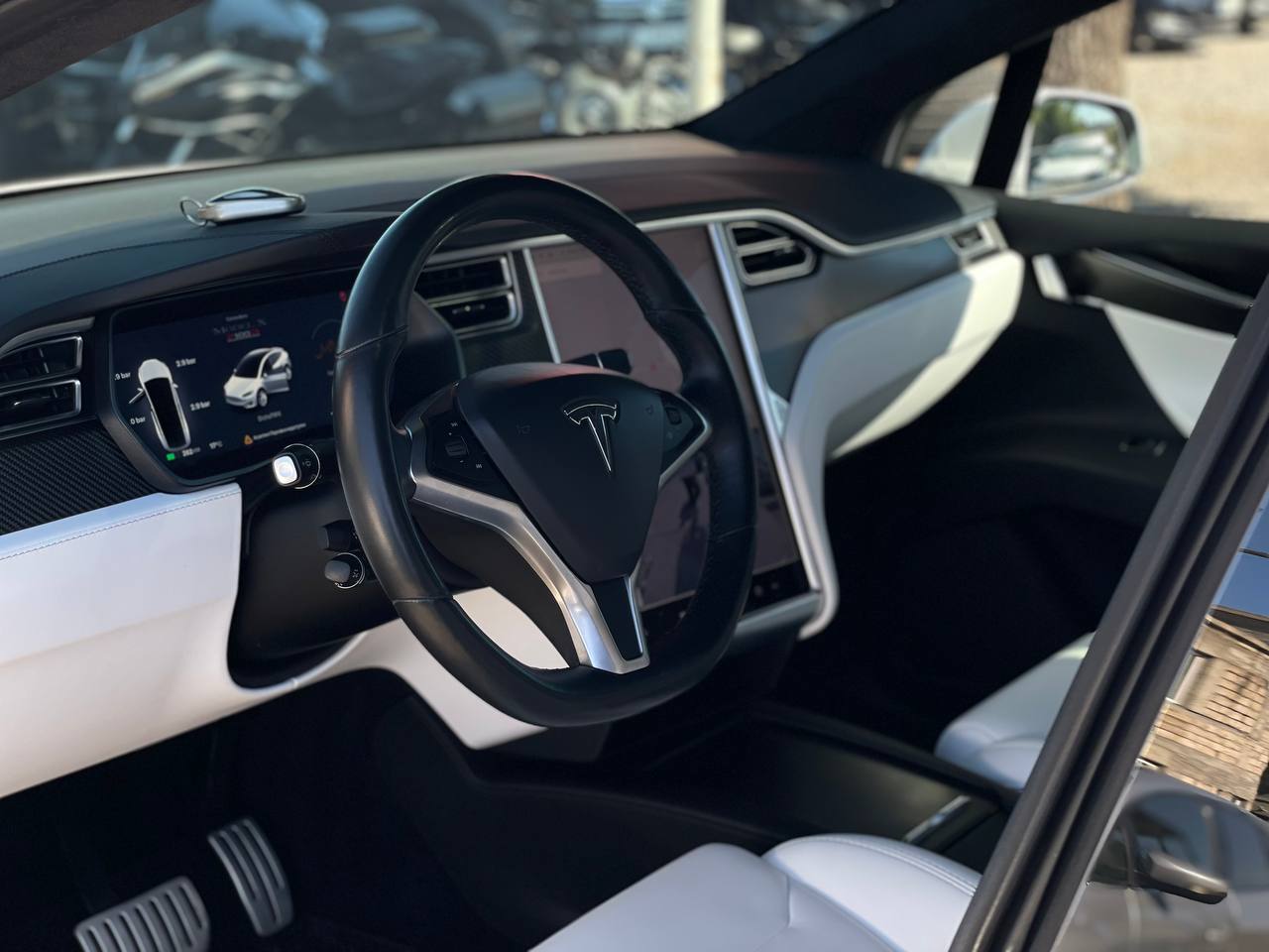 Tesla Model X P100D