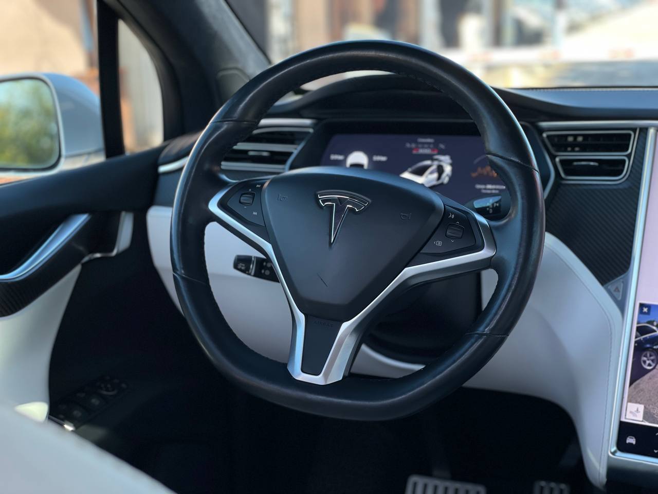Tesla Model X P100D