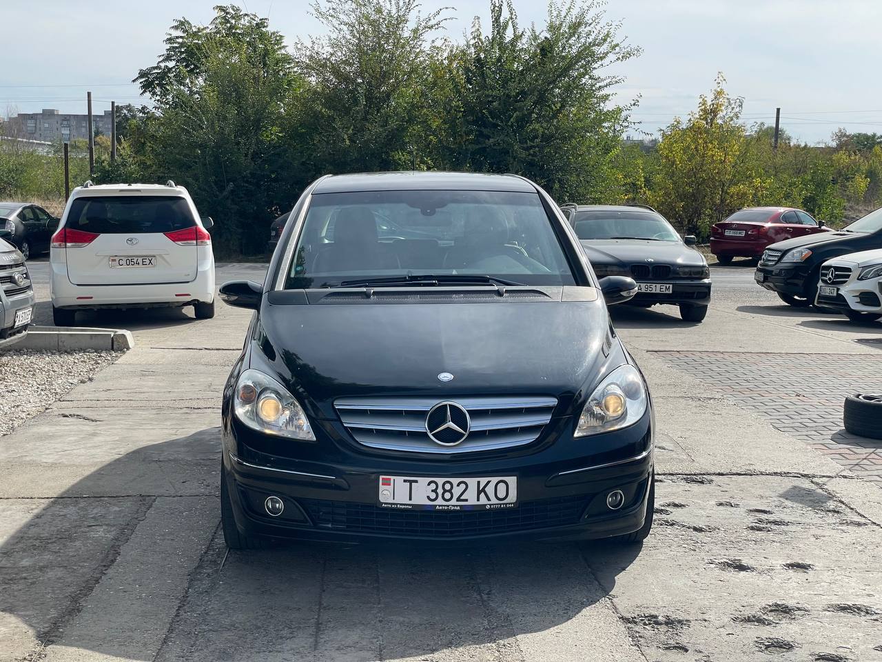 Mercedes Benz B200