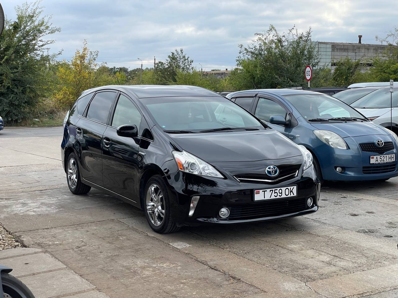 Toyota Prius V Hybrid
