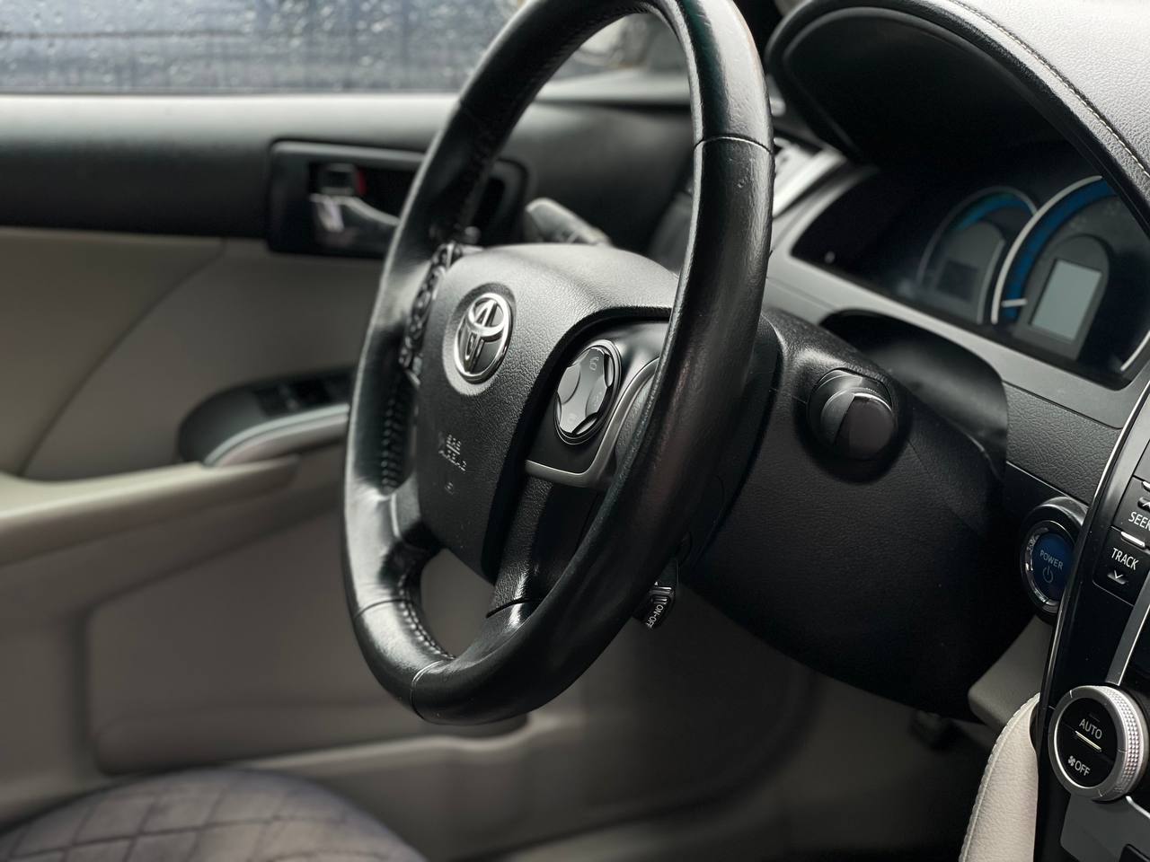 Toyota Camry 50 Hybrid