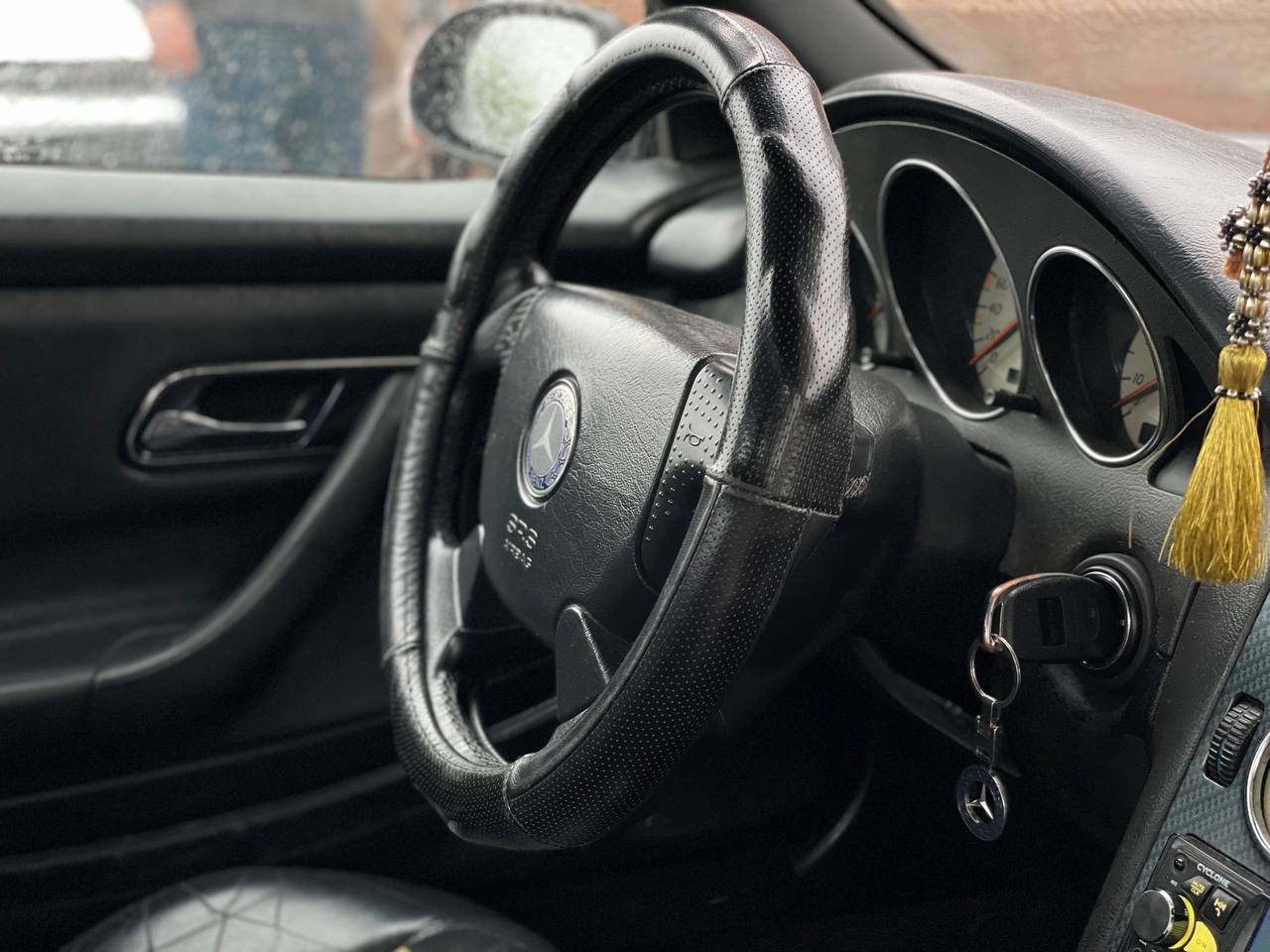 Mercedes Benz SLK230 R170