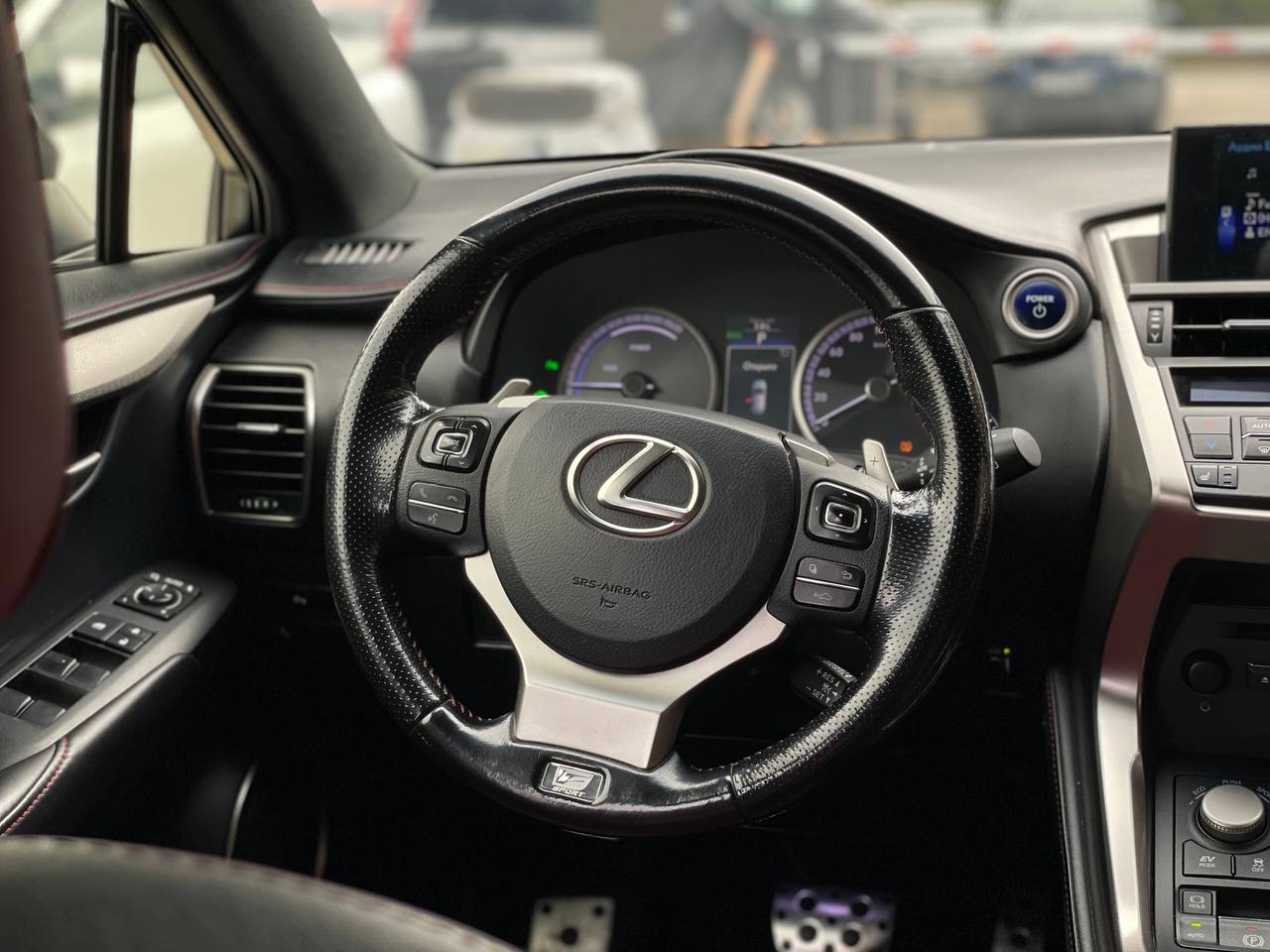 Lexus NX300h